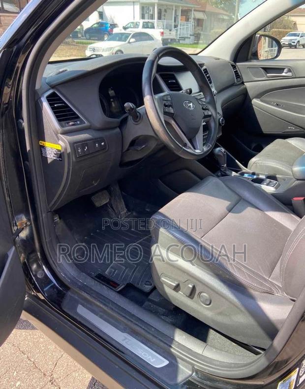 Hyundai Tucson Limited AWD 2017 Black