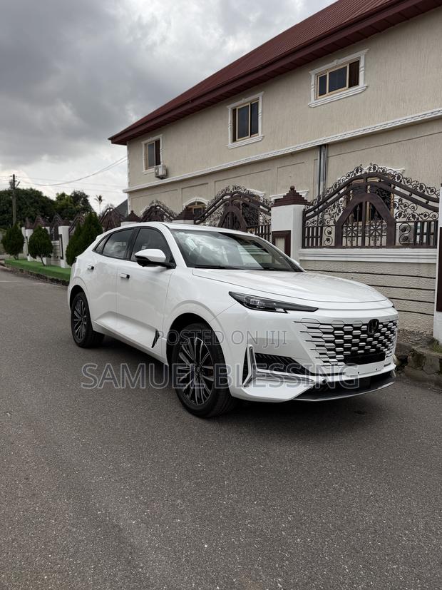 New Changan UNI-K 2.0 Petrol AWD 2025 White
