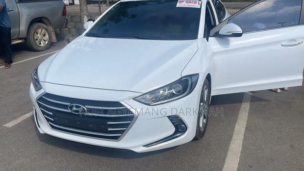Hyundai Avante 2018 White