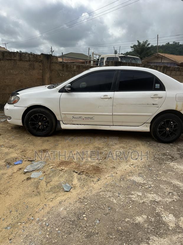 Toyota Corolla 2007 White