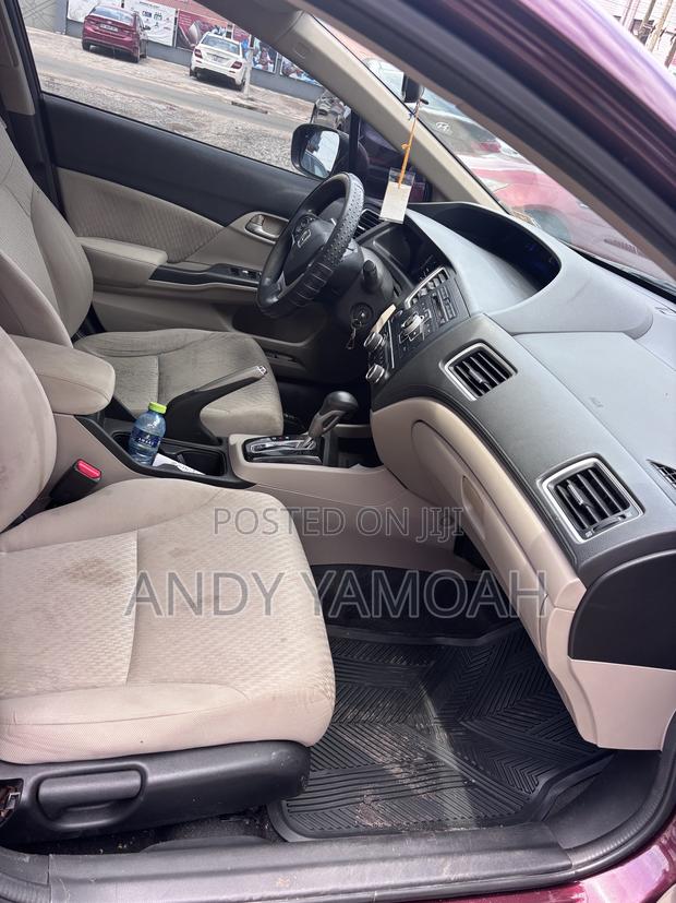 Honda Civic 2012 Red