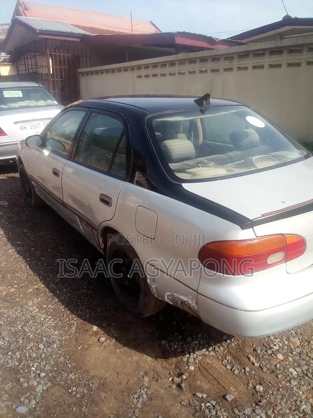Chevrolet Prizm Automatic 2002 Silver