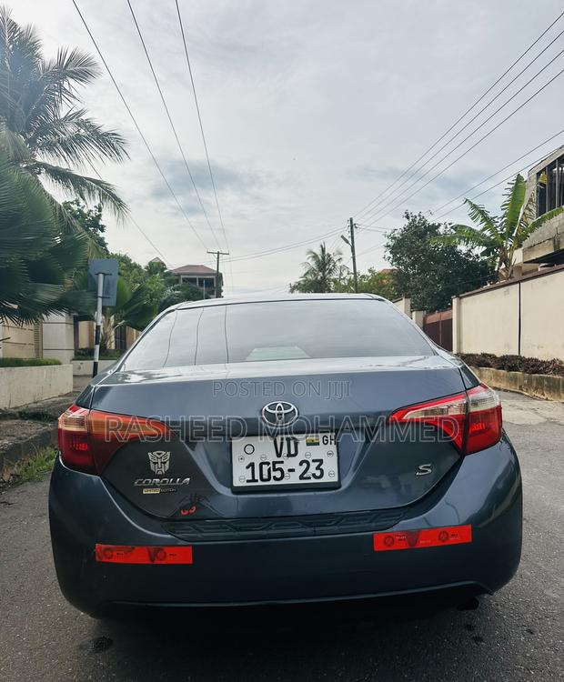 Toyota Corolla 2019 Gray