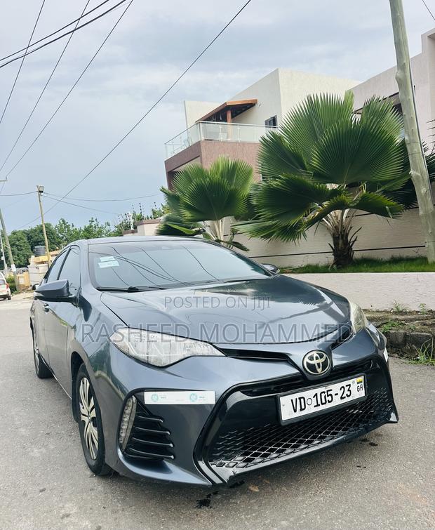 Toyota Corolla 2019 Gray