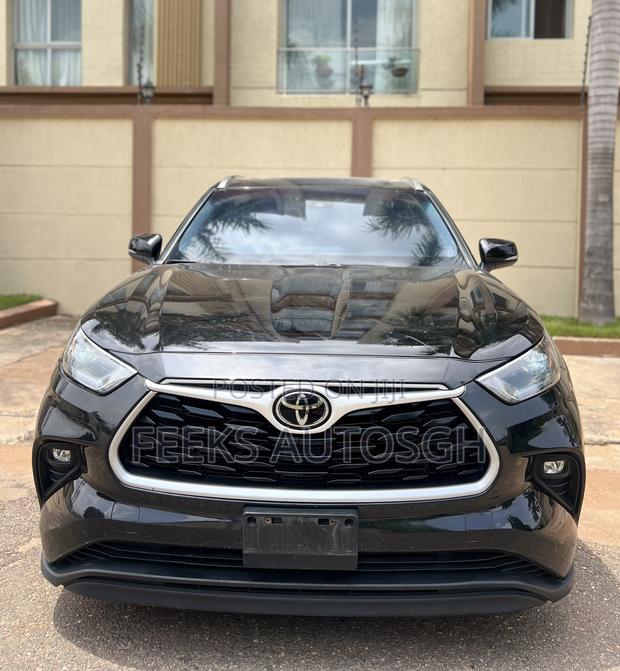 Toyota Highlander XLE 2021 Black