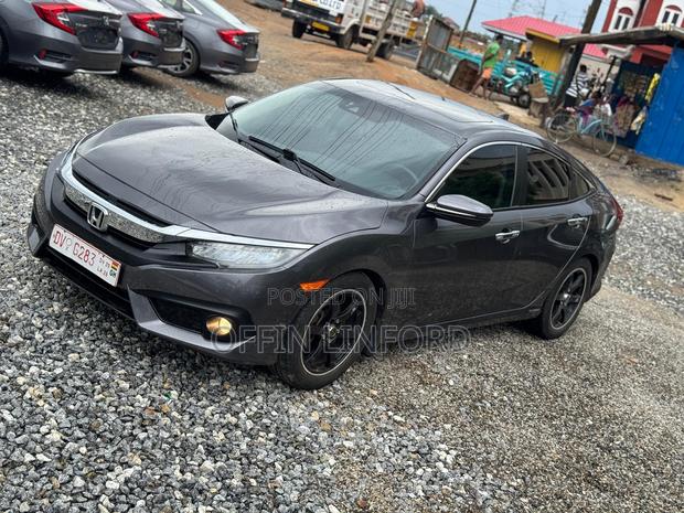 Honda Civic Touring 4dr Sedan (1.5L 4cyl) 2017 Gray