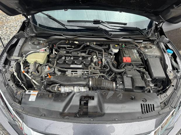 Honda Civic Touring 4dr Sedan (1.5L 4cyl) 2017 Gray