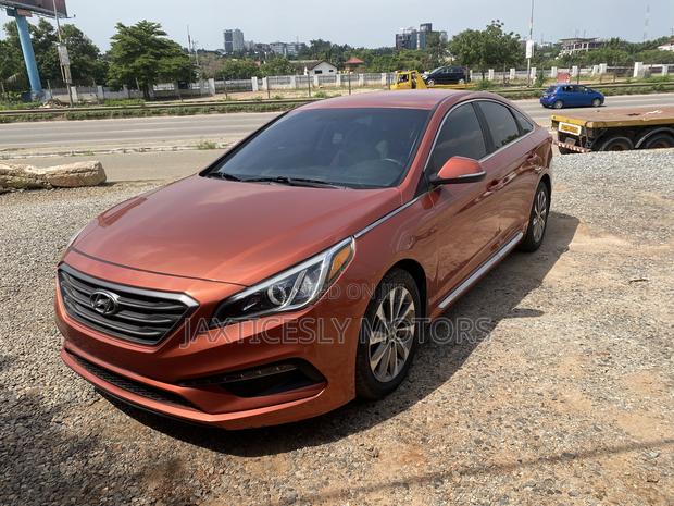 Hyundai Sonata Sport Sedan FWD (2.4L 4cyl 6A) 2016 Orange