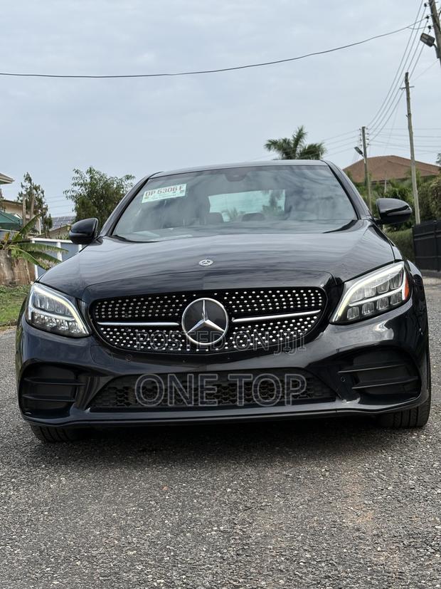 Mercedes-Benz C300 2021 Black