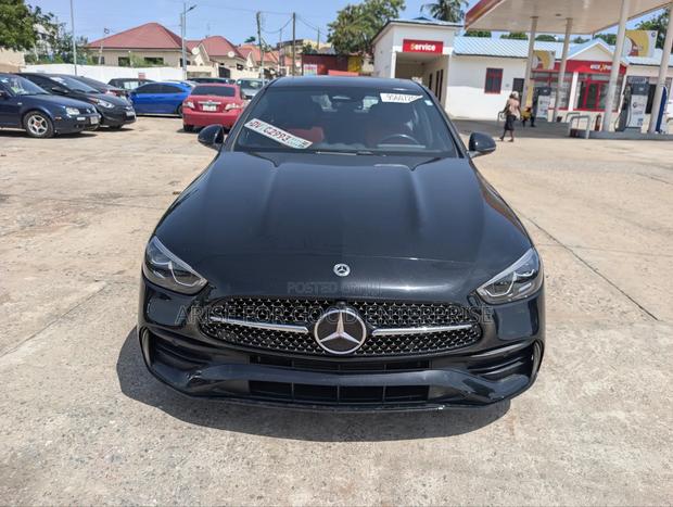Mercedes-Benz C300 2023 Black