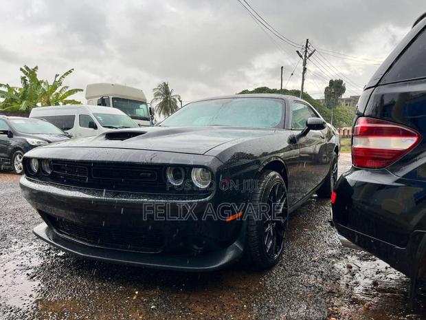 Dodge Challenger GT 2023 Black