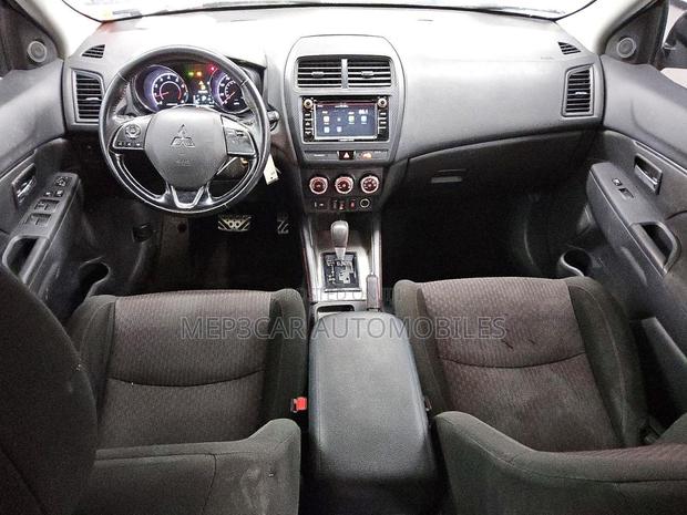 Mitsubishi Outlander 2018 Black