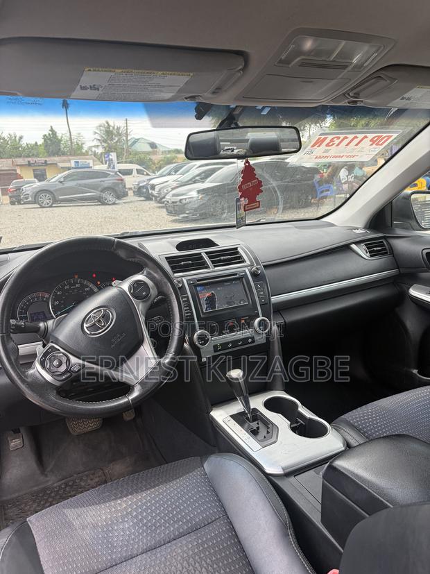 Toyota Camry 2014 Silver
