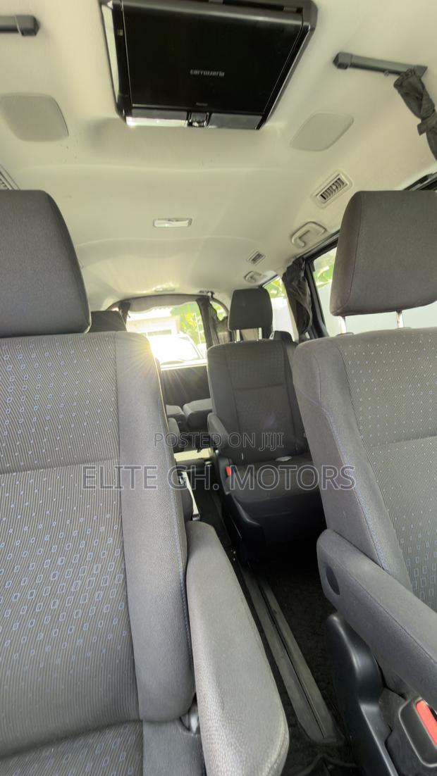 Toyota Voxy 2015 Black