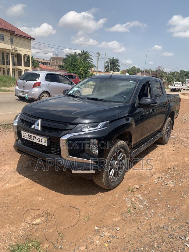 Mitsubishi L200 Double Cab 2.4 154hp 4WD 2019 Black