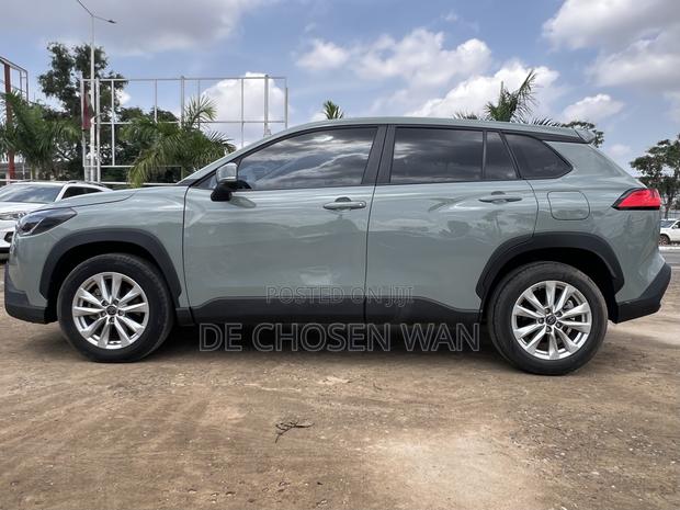 Toyota Corolla Cross LE 2WD 2024 Gray