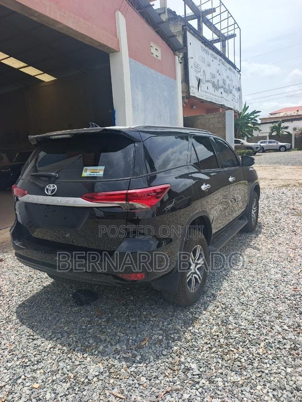 New Toyota Fortuner 2025 Black