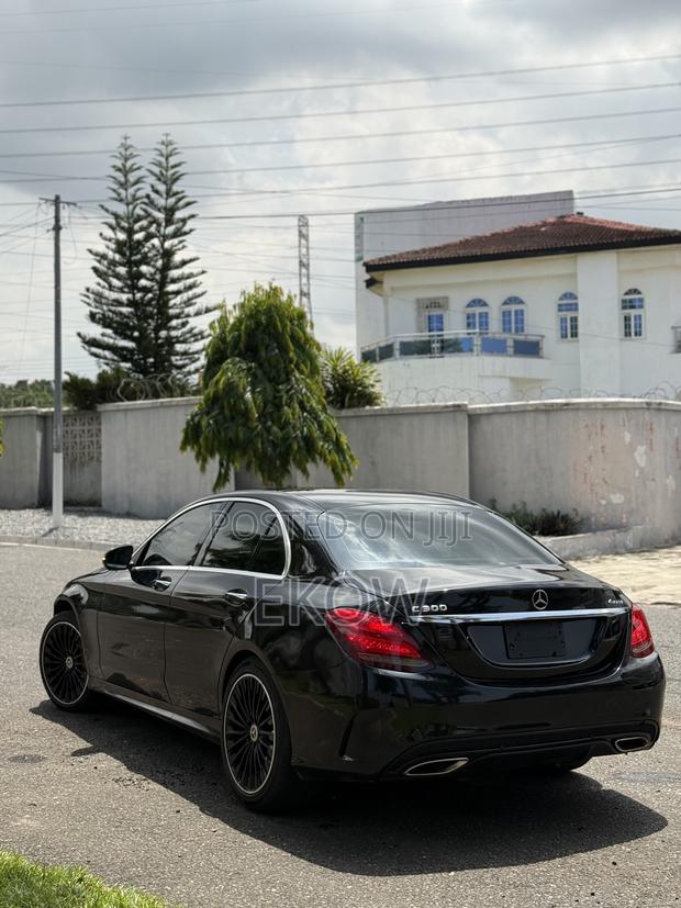 Mercedes-Benz C300 Base 4Matic Sedan AWD (2.0L 4cyl 7A) 2016 Black