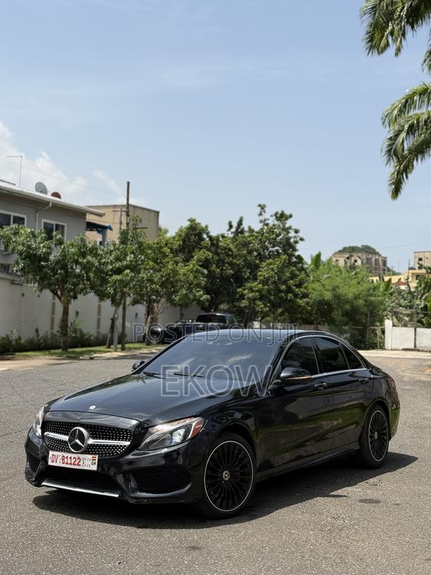 Mercedes-Benz C300 Base 4Matic Sedan AWD (2.0L 4cyl 7A) 2016 Black