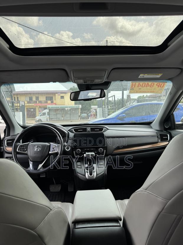 Honda CR-V Touring 4dr SUV AWD (1.5L 4cyl CVT) 2017 Silver