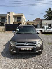Mitsubishi Pajero 2010 Silver for sale