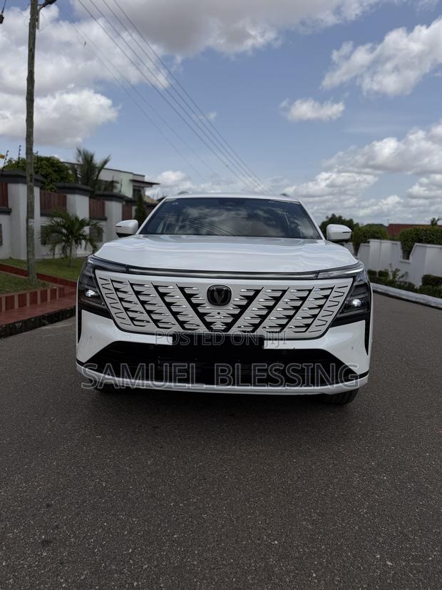 New Changan CS75 2025 White