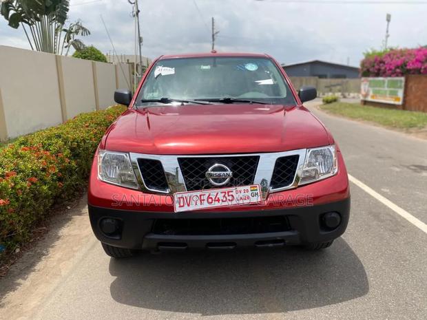 Nissan Frontier 2016 Red