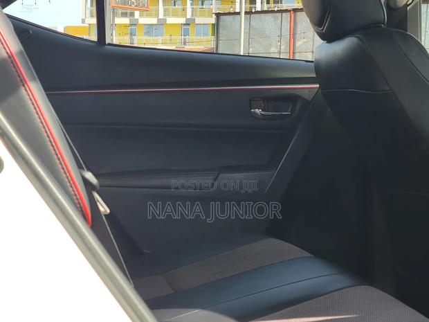 Toyota Corolla 2016 White