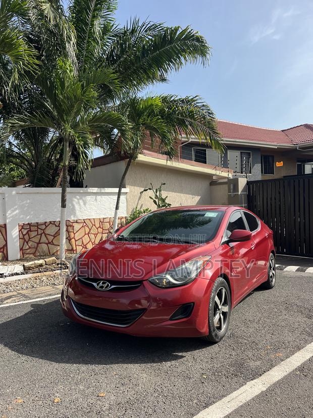 Hyundai Elantra 2013 Red