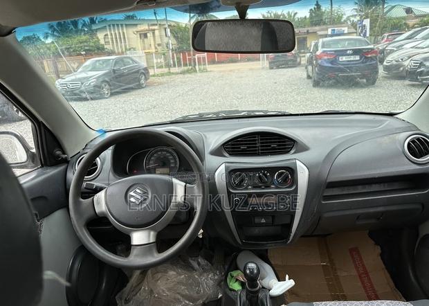 Suzuki Alto 2018 White