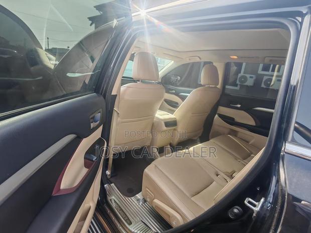 Toyota Highlander 2017 Black