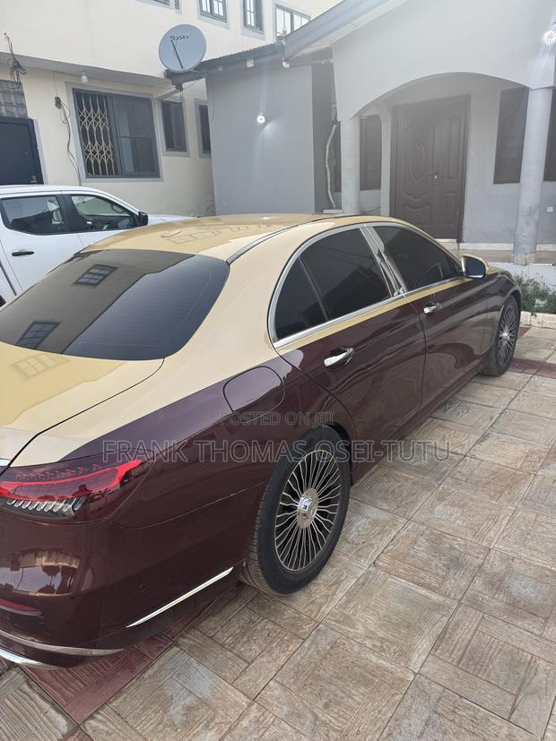 Mercedes-Benz E300 Base RWD Sedan (2.0L 4cyl 9A) 2017 Burgundy