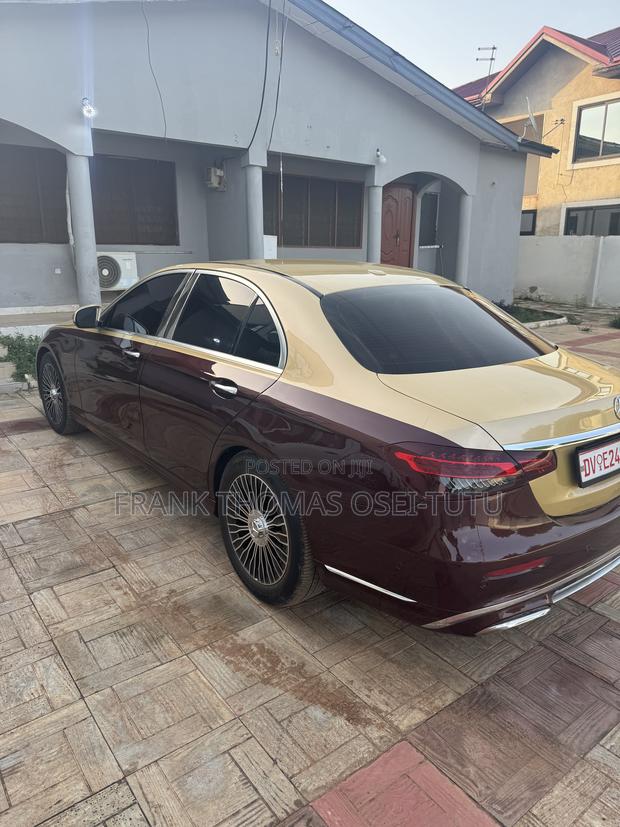 Mercedes-Benz E300 Base RWD Sedan (2.0L 4cyl 9A) 2017 Burgundy