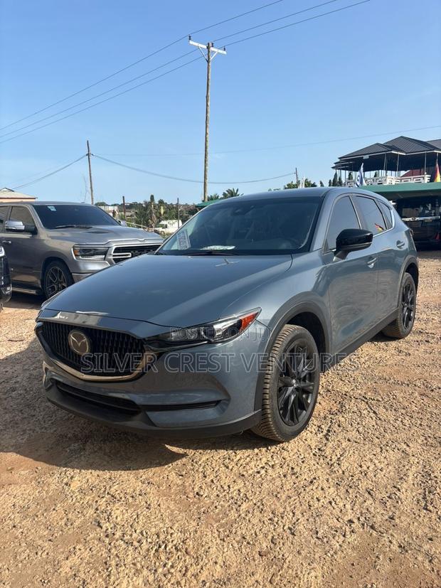 Mazda CX-5 Signature 2021 Gray