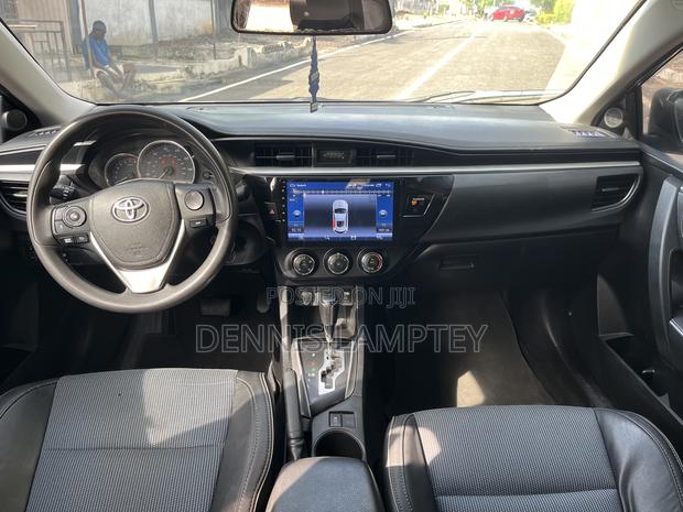 Toyota Corolla 2016 Black