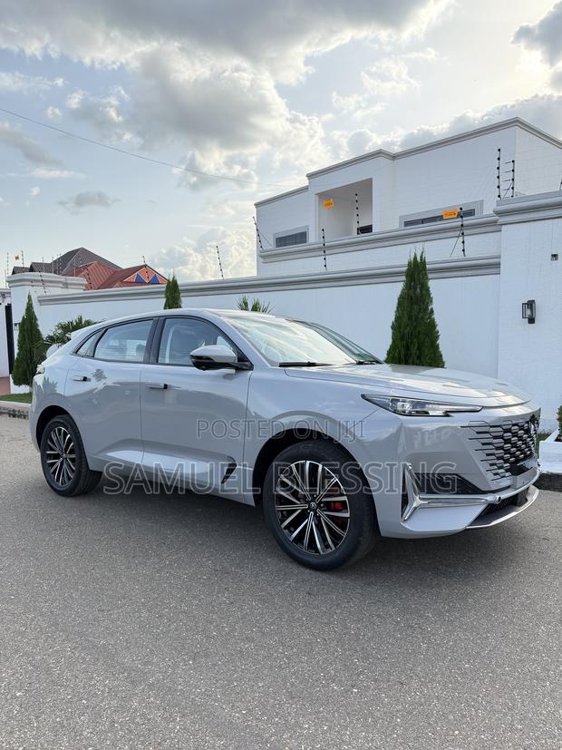 New Changan UNI-K 2.0 Petrol AWD 2025 Blue