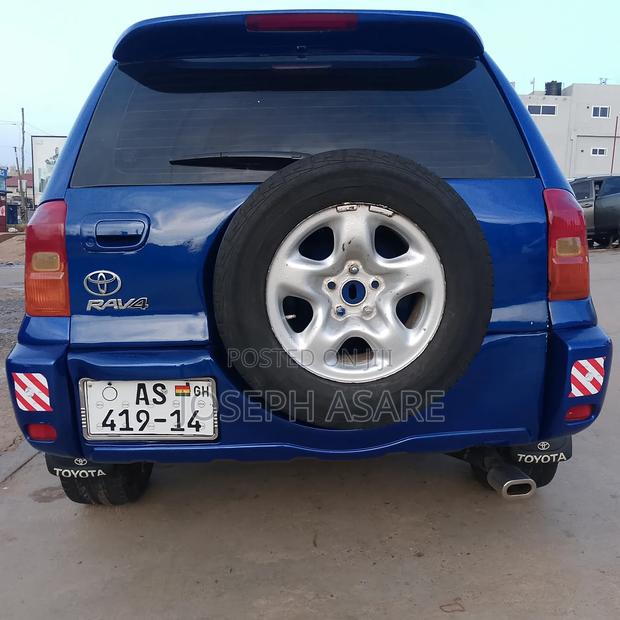 Toyota RAV4 Automatic 2000 Blue