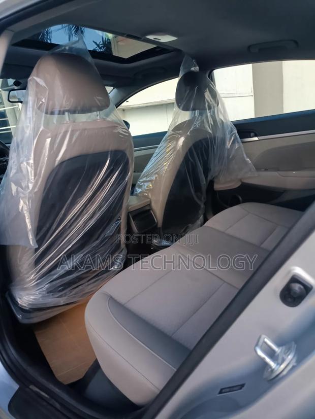 Hyundai Elantra 2020 Silver