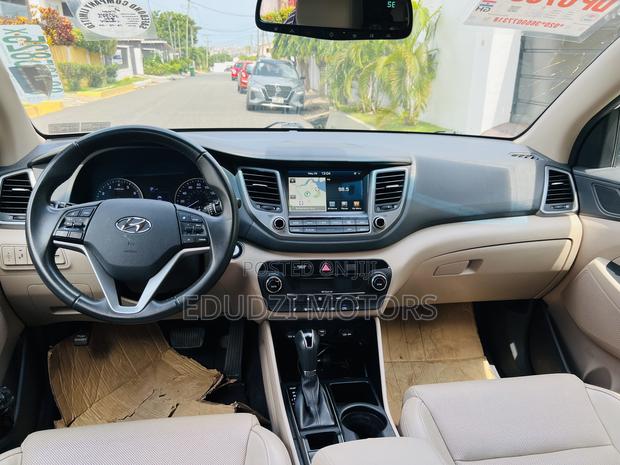 Hyundai Tucson Limited AWD 2017 White