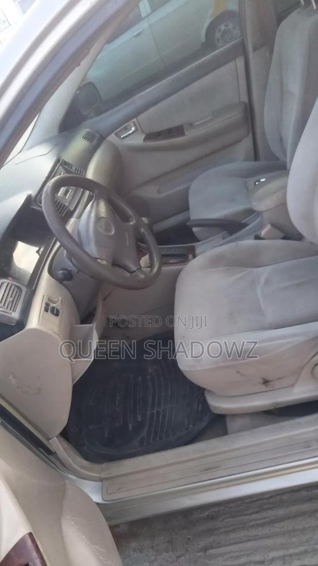 Toyota Corolla 2006 Gray