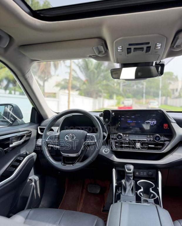 Toyota Highlander 2025 Black