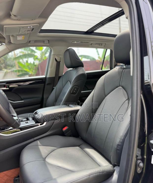 Toyota Highlander 2025 Black