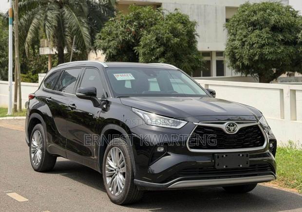 Toyota Highlander 2025 Black