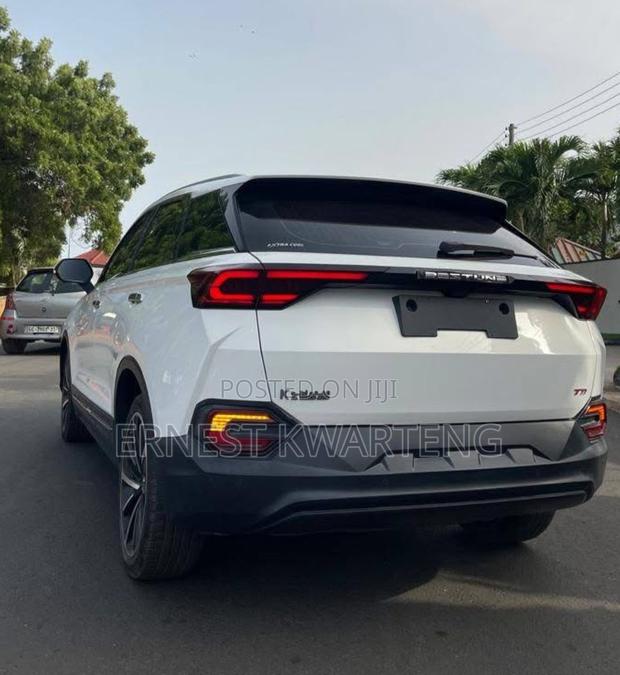 Bestune T77 1.2 FWD 2022 White