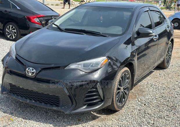 Toyota Corolla 2016 Black