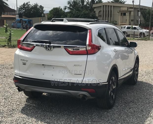 Honda CR-V Touring AWD 2019 White