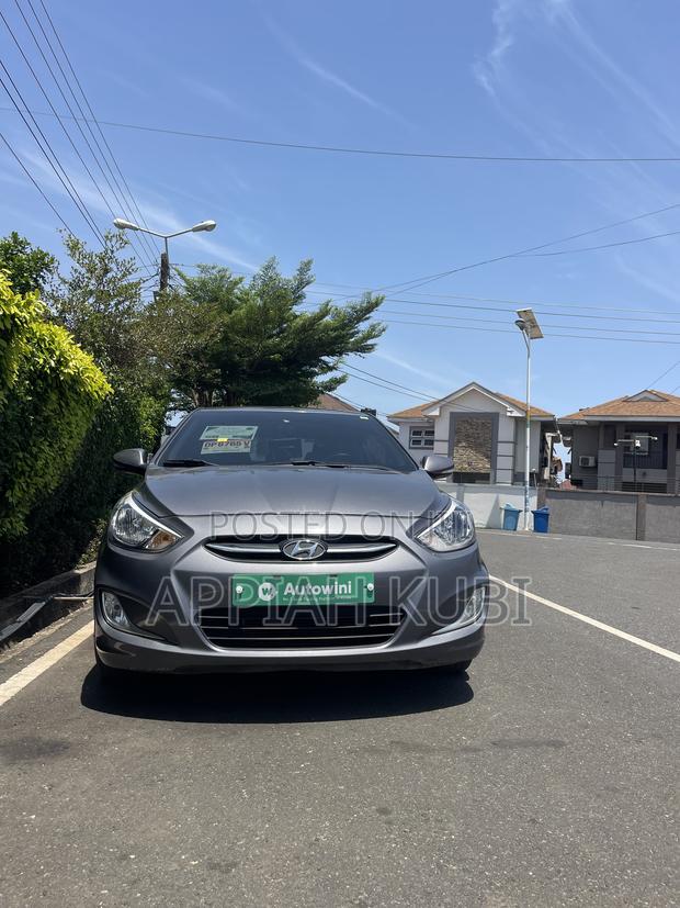 Hyundai Accent SE Sedan 2016 Silver