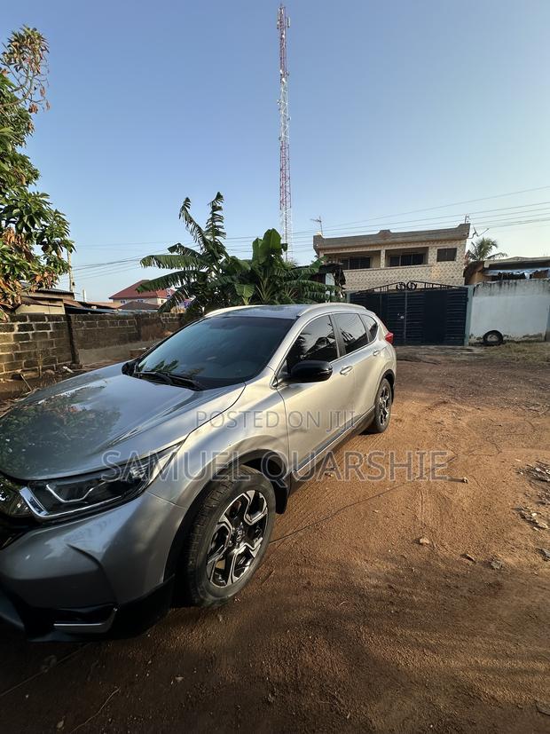 Honda CR-V Touring FWD 2019 Gray