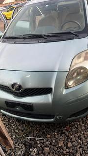 Toyota Vitz 2010 Pearl for sale