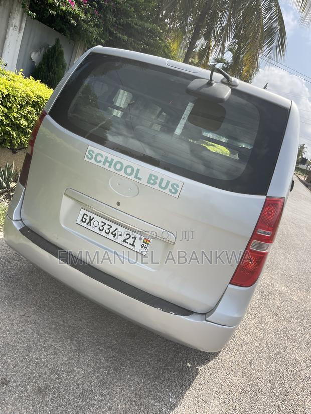 Hyundai H200 2015 Silver